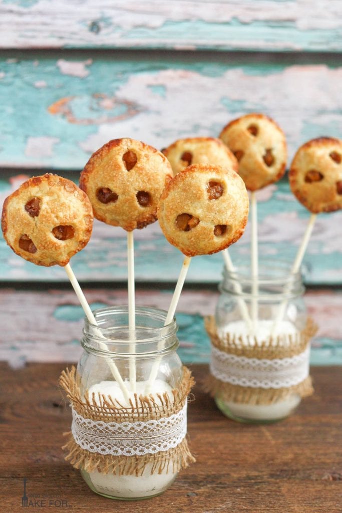 https://www.whatshouldimakefor.com/wp-content/uploads/2015/11/Apple-Pie-Pops-6.jpg?utm_source=chatgpt.com
